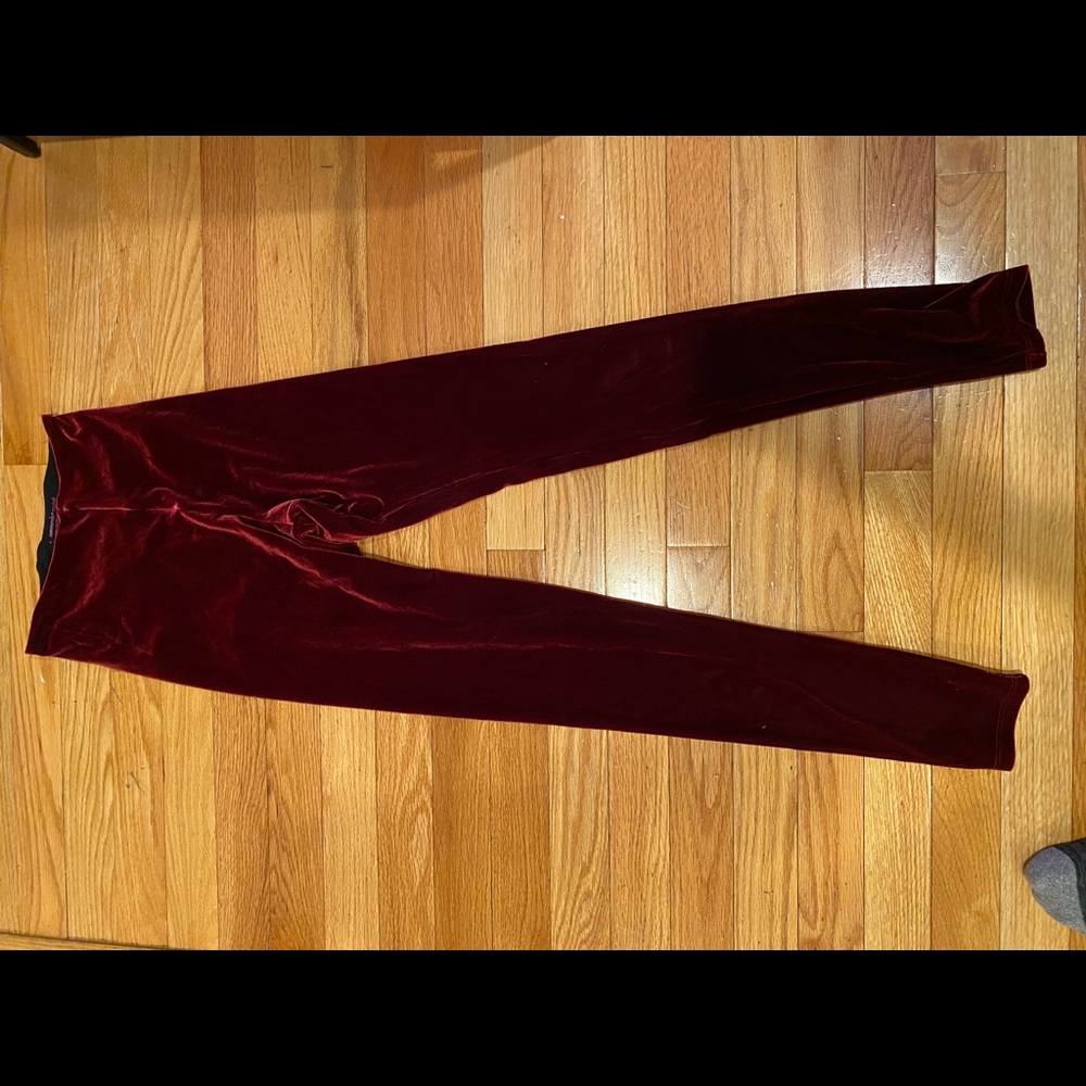 Commando red Velvet leggings